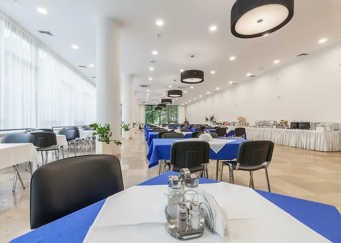 W Willi Silesia Apartamento *